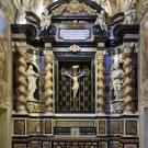 Restauro chiesa S. Teresa a Torino - parete del Crocifisso dopo l'intervento di restauro